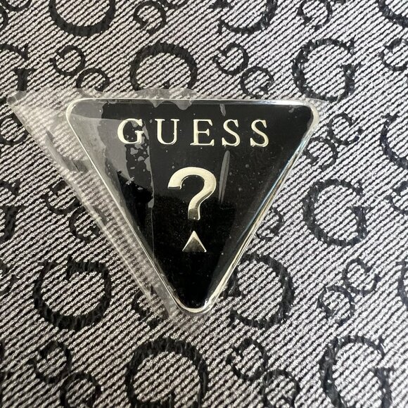 Guess Junction Travel Makeup Bag Zipper 8”x10” New With Tags - Picture 4 of 9